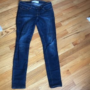 Abercrombie & Fitch dark wash skinny jeans